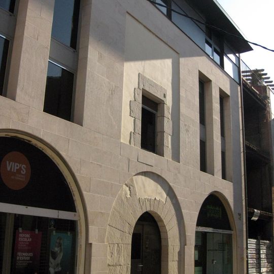 Portal al carrer Barcelona, 37-41