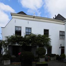 Kerkplein 9, Vreeland