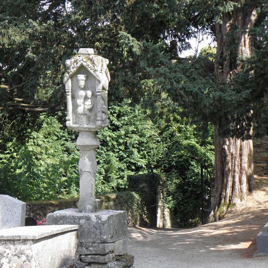 Calvaire de la chapelle Sainte-Croix
