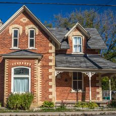 2323 Roger Stevens Drive