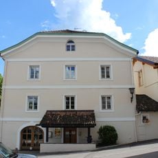 St.-Michaels-Platz 4-6