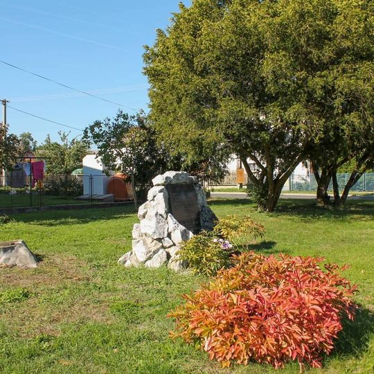 Pomník padlým v Doubravici