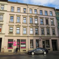 Mietshaus in geschlossener Bebauung Limbacher Straße 14