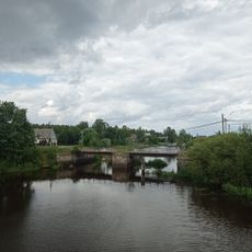 Северный щитовой гранитный водоспуск (Назия)
