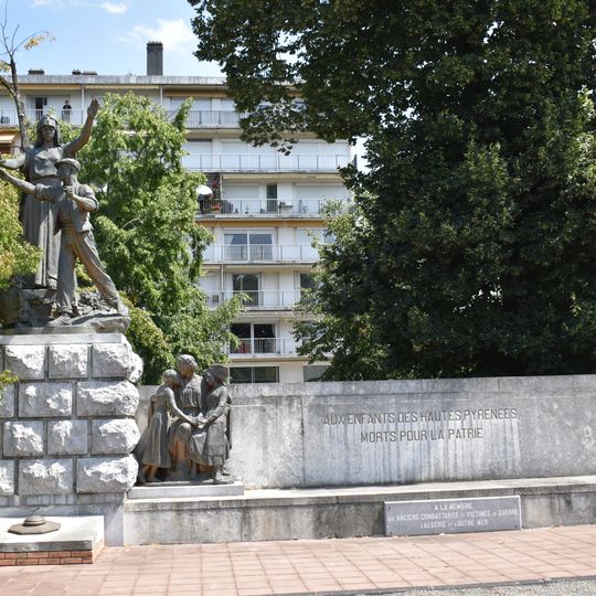 Monument aux morts de 1870 de Tarbes