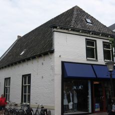 Stenenplaats 5, Den Burg