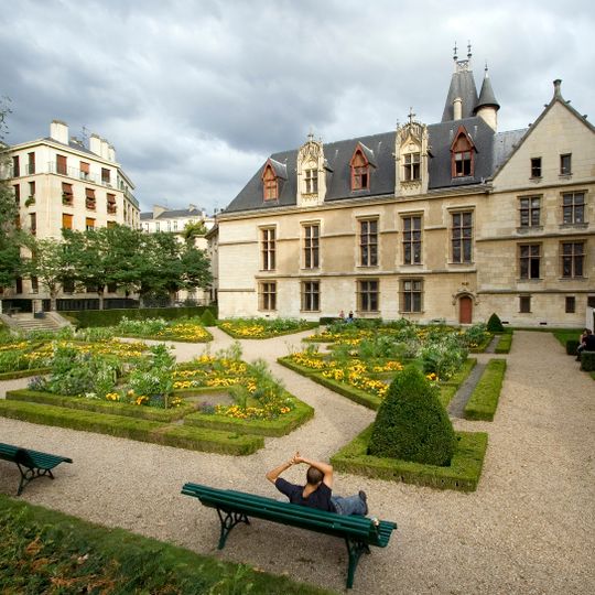 Bibliothèque Forney