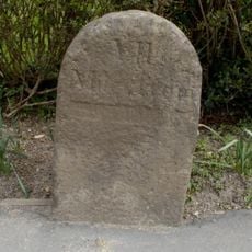Milestone At National Grid Reference St 6904 8704