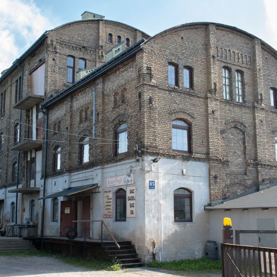 Młyn parowy, ob. sklep i magazyn