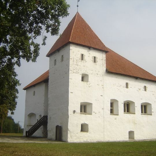 Purtse Manor