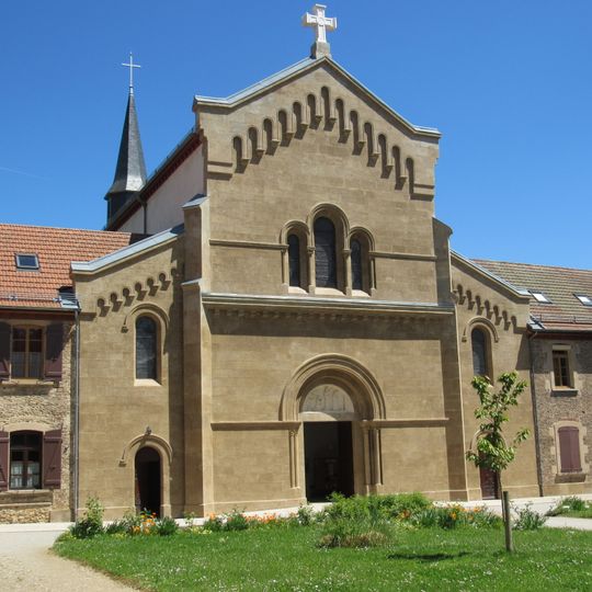 Chapelle Notre-Dame-du-Sacré-Cœur de l'abbaye cistercienne de Chambarand de Roybon