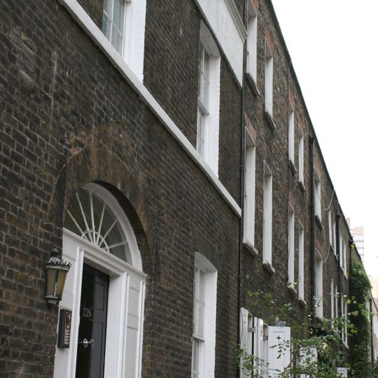 194-224, Cable Street E1