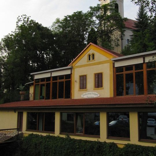 Kúpele Sklené Teplice, dom liečebný