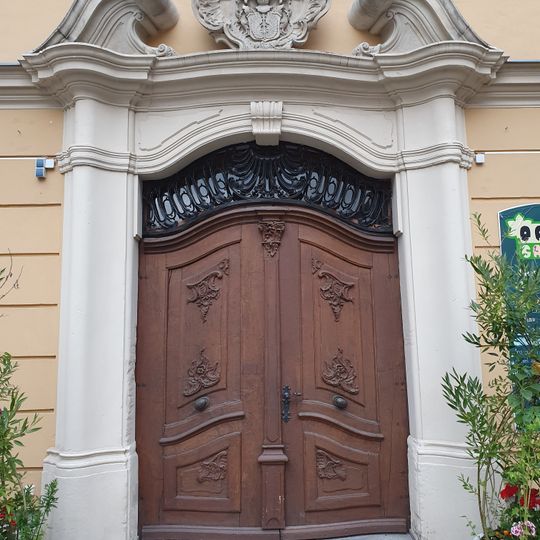 Portal Neustadt 37