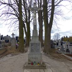 Hlavní kříž jemnického hřbitova