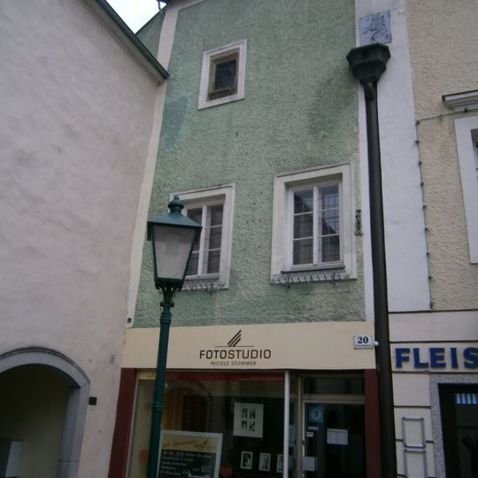 Bürgerhaus, Wohn- und Geschäftshaus