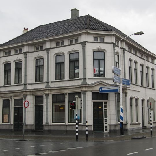 Wassenaarstraat 1, Bergen op Zoom