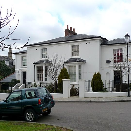 1 and 2, Pilgrim Hill Se27