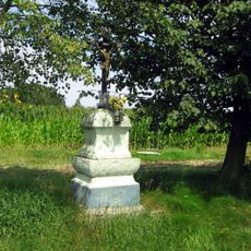 Kříž západně od Lipničky