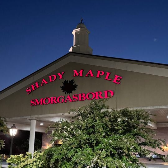 Shady Maple Smorgasbord