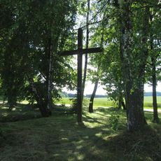 Kříž západně od Častrova na rozcestí