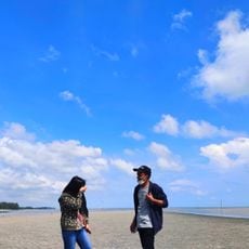 Pantai Indah Sialang Buah