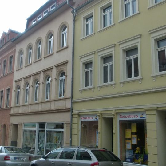 Wohnhaus in geschlossener Bebauung Bautzner Straße 6