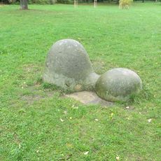 Kamenná plastika v Pietním parku v Litvínově (4)