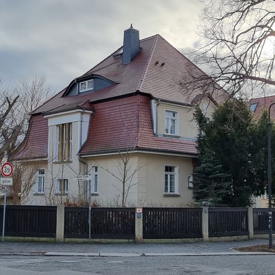 Villa Paulistraße 13