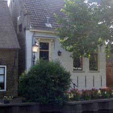 Zuidkade 2, Driebruggen