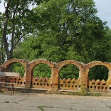 Ограда №2 (с восточной стороны главного дома) (Подвязье)