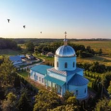 Успенская церковь (Хмелевое)