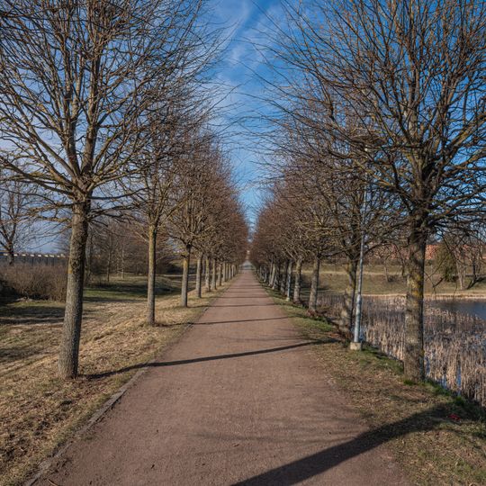 Parc du manoir de Raadi