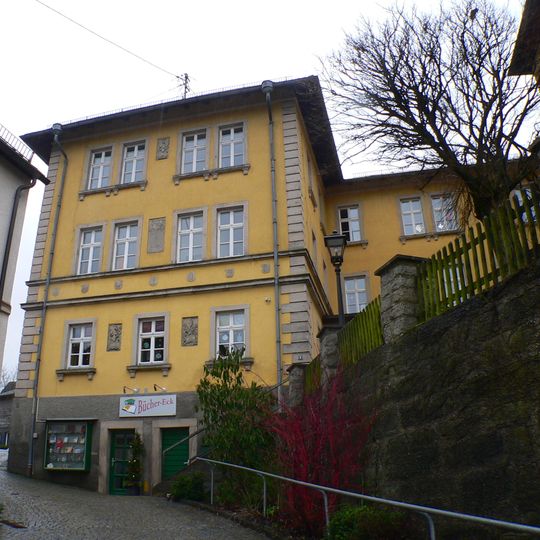Evangelischer Kindergarten, ehemaliges Schulhaus, zuvor Schloss