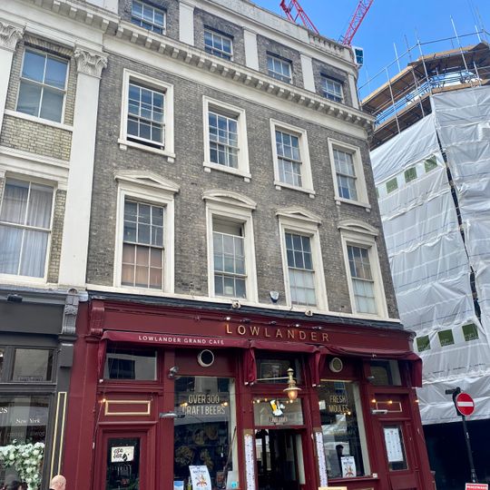 The Marlborough Public House