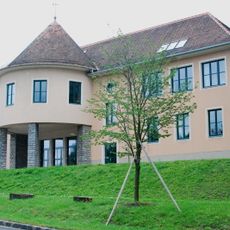 Volks- und Hauptschule