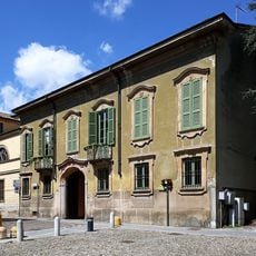 Piazza Ospitale 4