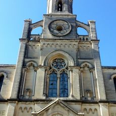 Église Saint-Saturnin et Sainte-Artimidora d'Aimargues