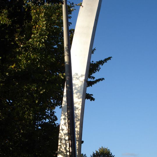 Boogvorm met regenboog