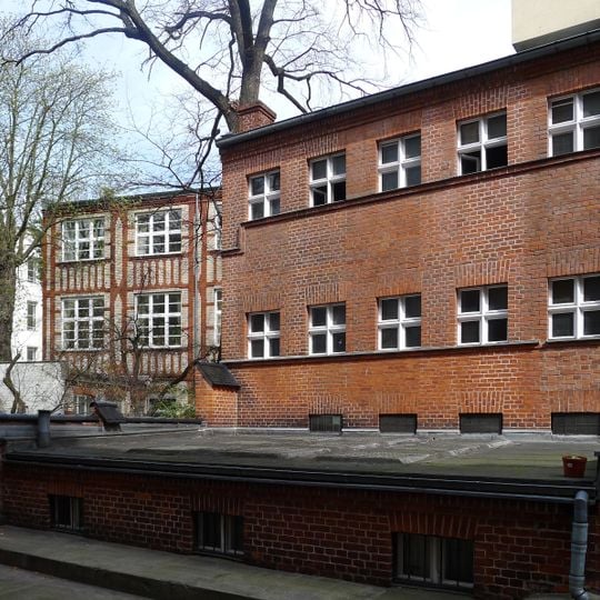 Ehem. Badeanstalt der Allgemeinen Ortskrankenkasse Berlin