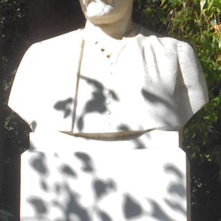 Andreas Miaoulis bust