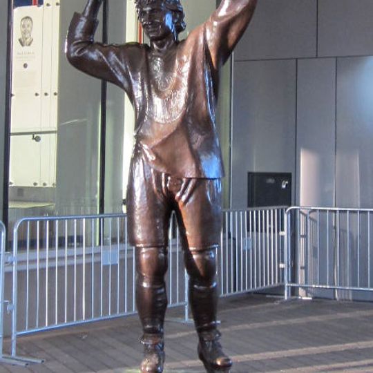 Wayne-Gretzky-Statue