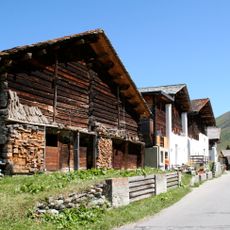 Am Bach, Mittla-Hus