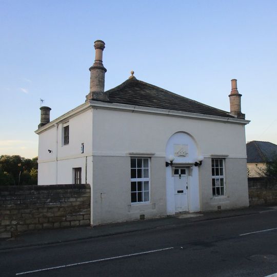 Pikes Head Lodge