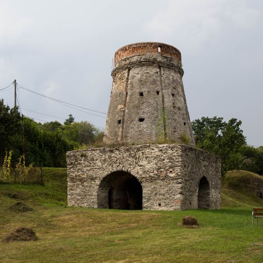 Vysoká pec Červeňany