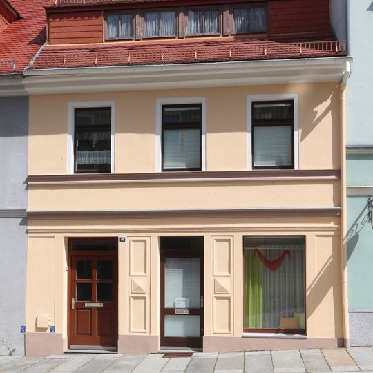 Wohnhaus in geschlossener Bebauung Bautzner Straße 40