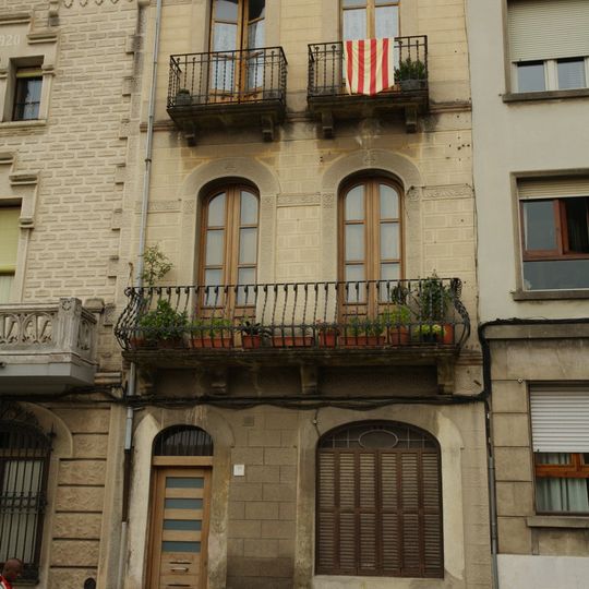 House in carrer Torras i Bages, 10