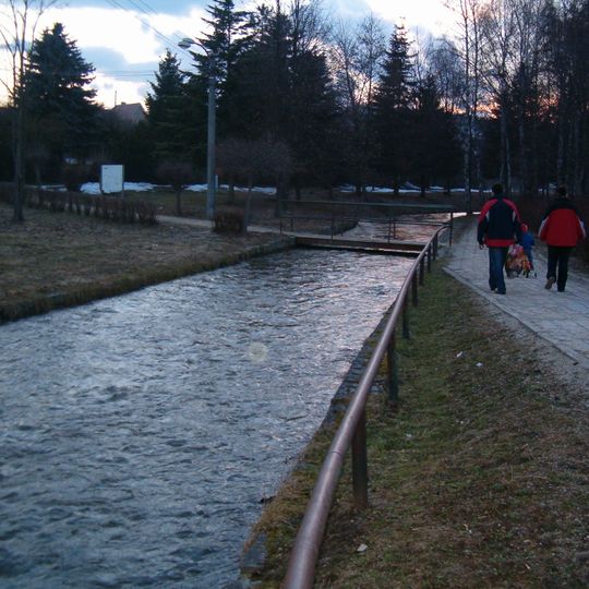 Lávka přes Slavonický potok u ulice Petra Bezruče ve Slavonicích