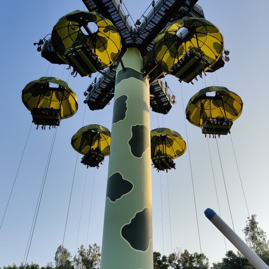 Toy Soldiers Parachute Drop