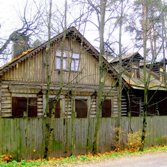 Dacha at Sofiyskaya Street, 5